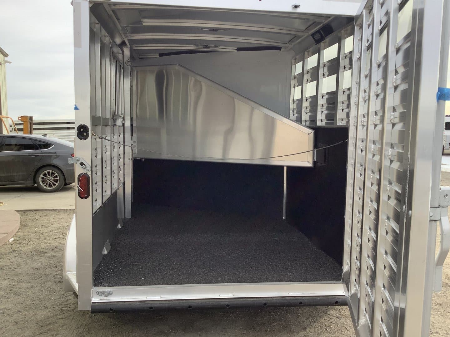 New 2024 Exiss Trailers EXPRESS 2H BP-CXF Horse Trailer for sale in ...