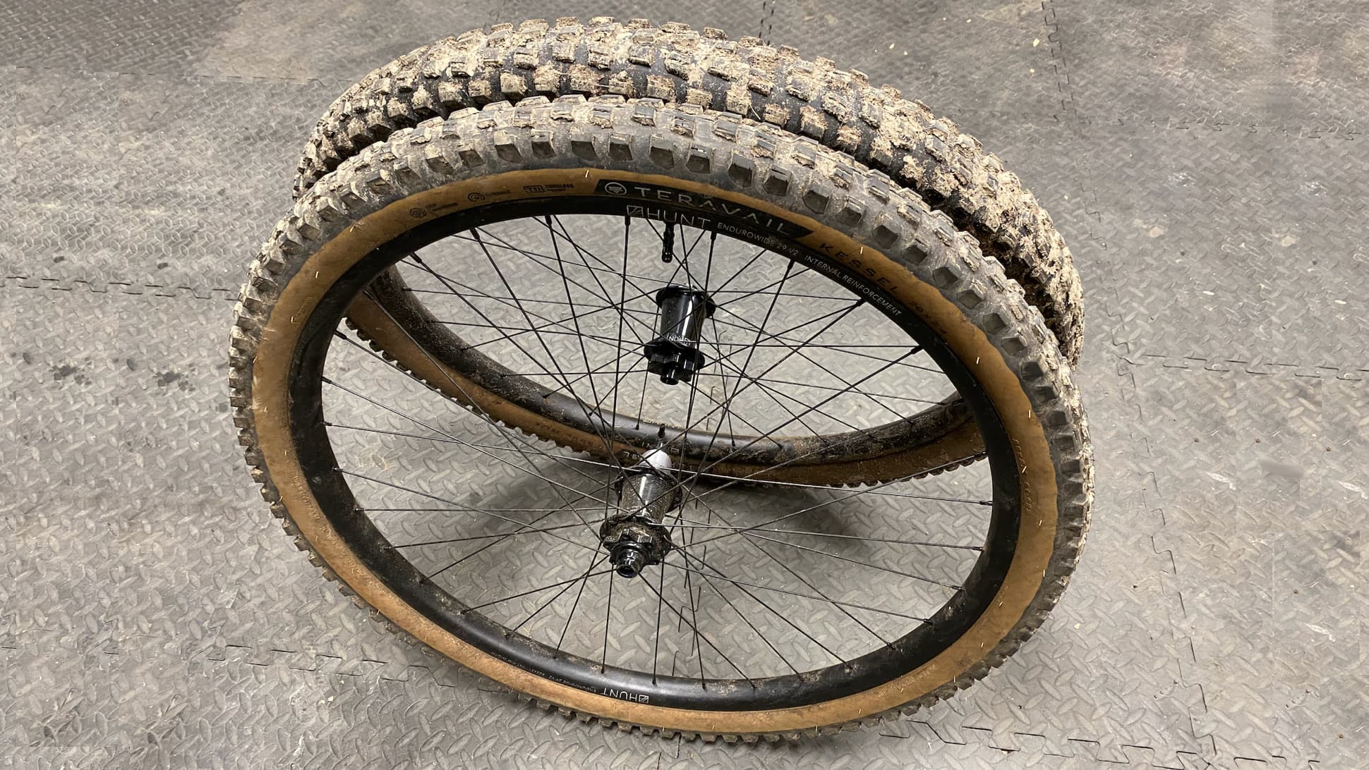 Hunt Enduro Wide V2 MTB wheel review | Bike Perfect
