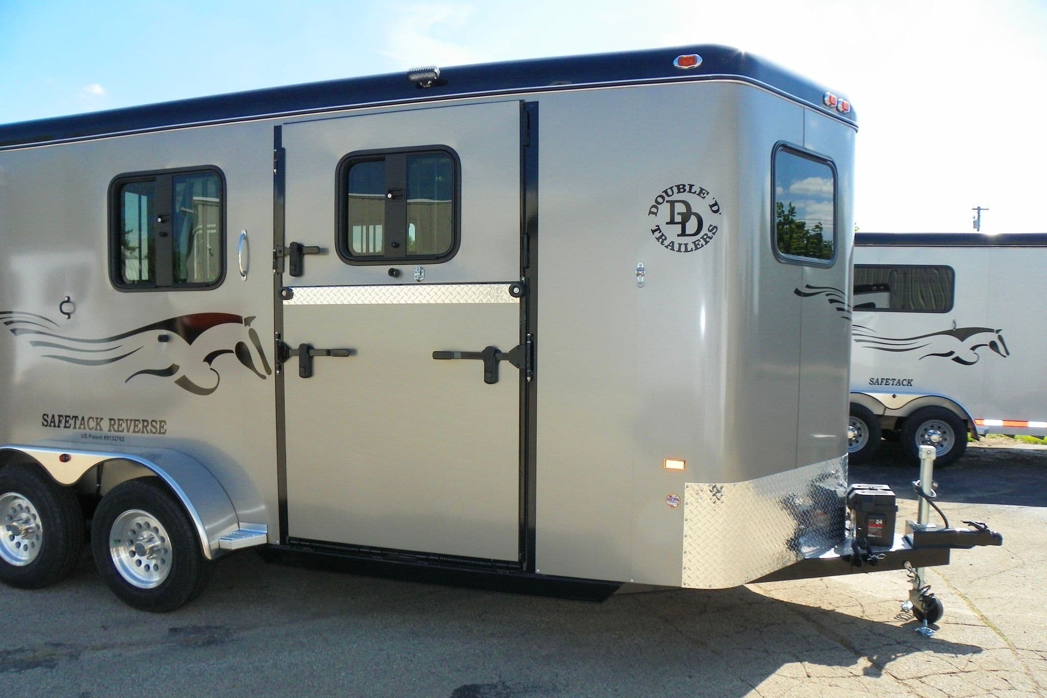 Bumper Pull Horse Trailer With Living Quarters For Sale at Francis ...