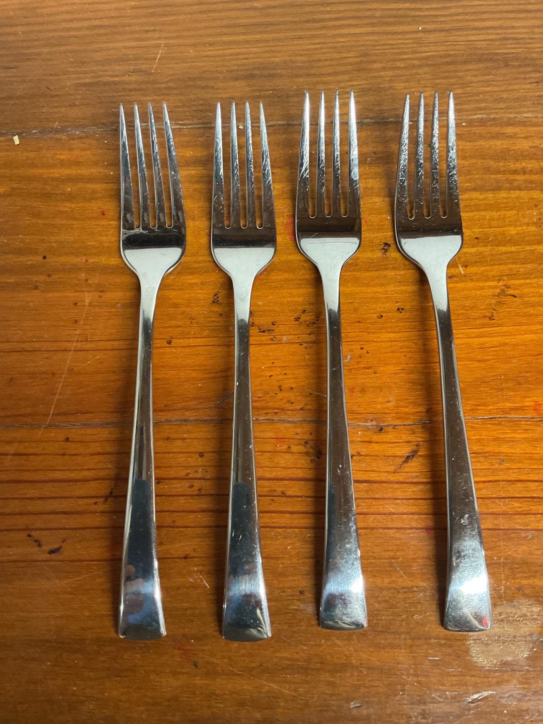 Zwilling J. A. Henckels Bellasera Glossy Stainless ( 4 ) Dinner Forks ...