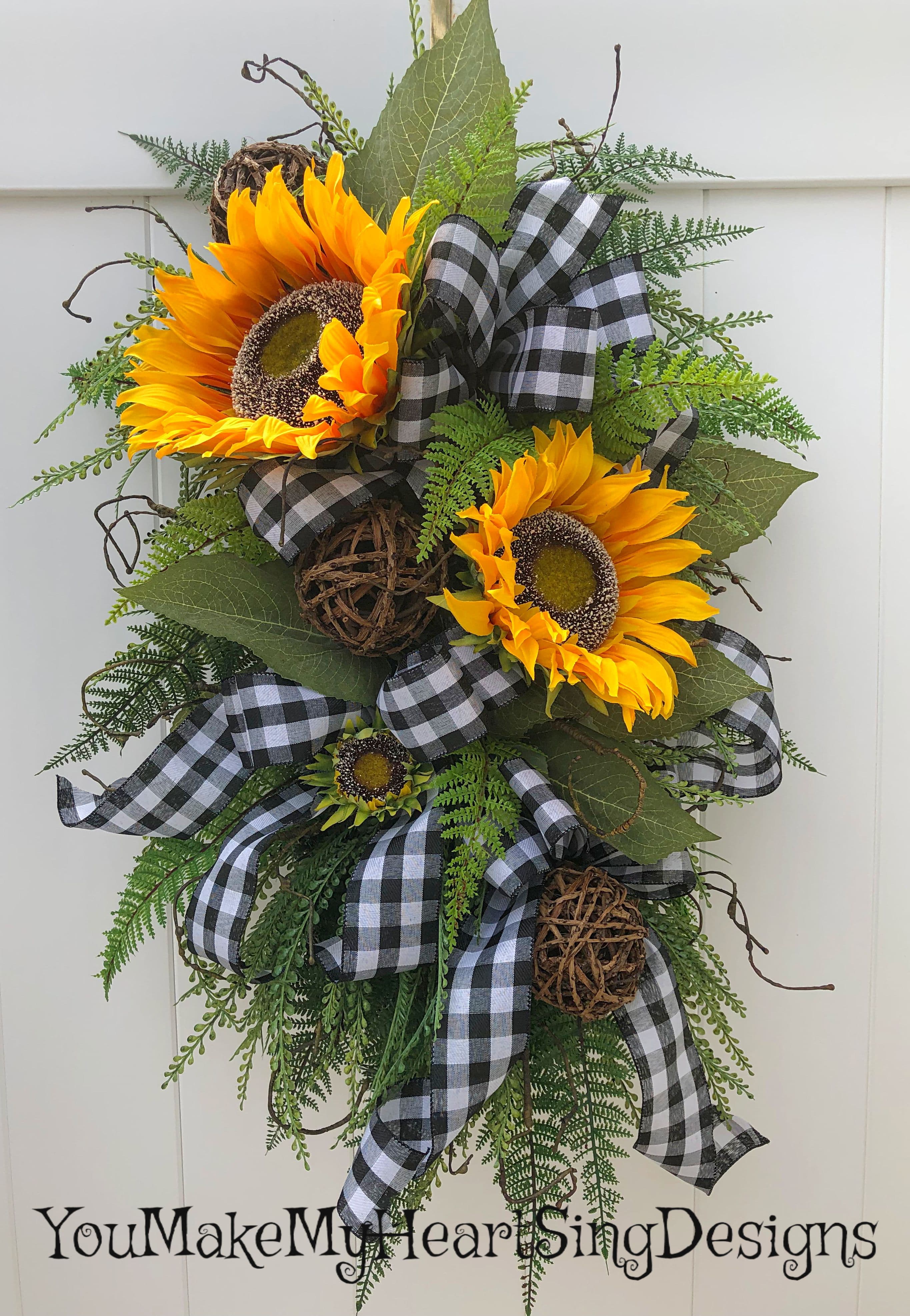 Sunflower swag | Door wreaths diy, Fall decor wreaths, Sunflower wreath diy