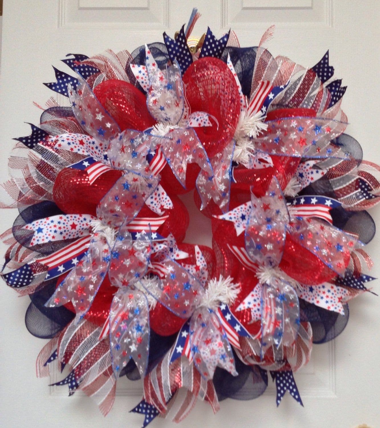 Patriotic Ribbon Deco Mesh Wreath | Deco mesh wreaths, Mesh wreath diy ...