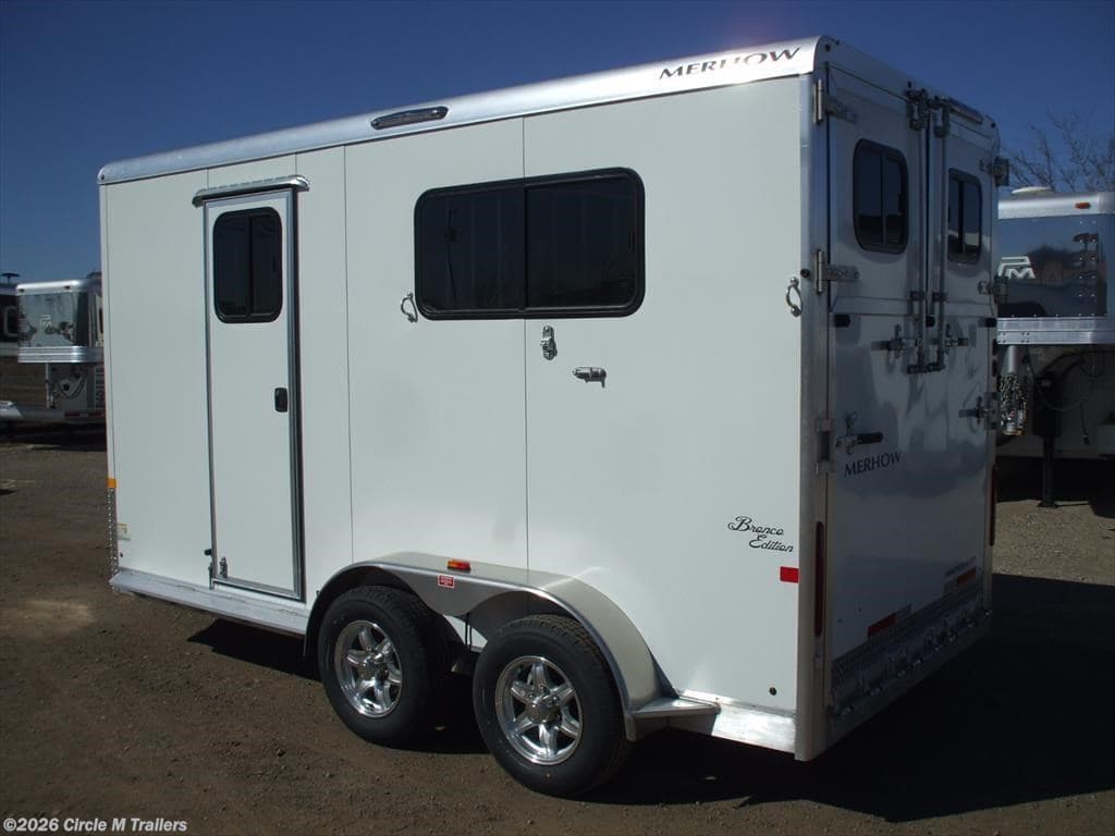 Horse Trailer - 2018 Merhow Bronco 2 Horse warmblood STRAIGHT LOAD ...