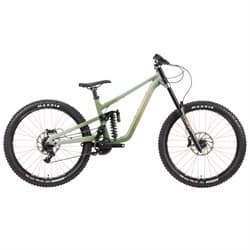 Downhill Mountain Bikes (DH) | evo