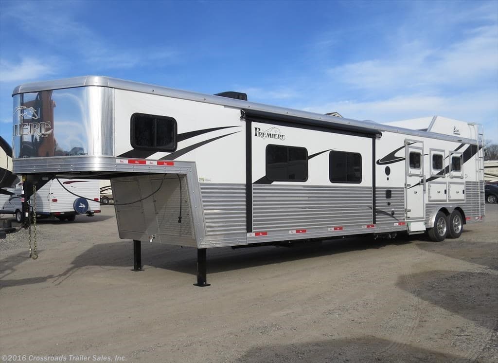 Featured Horse Trailer: 2016 Bison Premiere - Crossroads Trailer Sales Blog