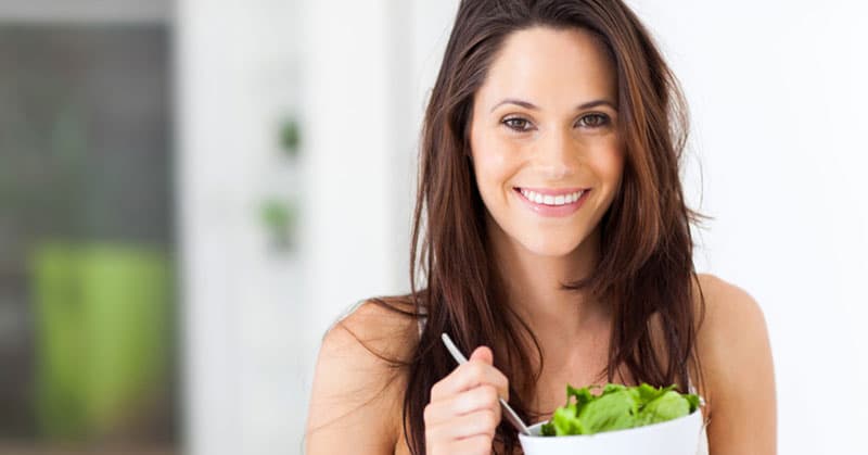 Eating Tips For Denture Wearers - Taylor Dentist and Braces