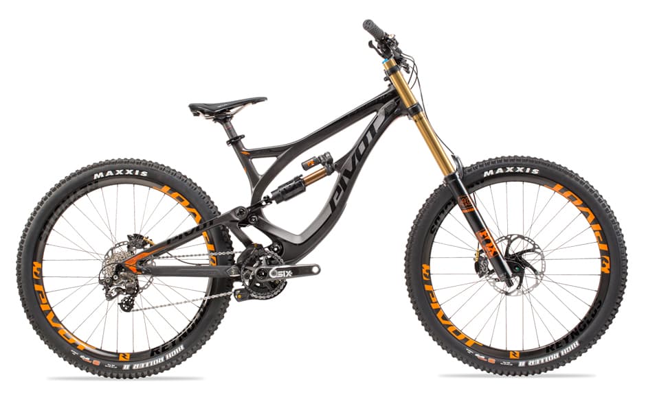 pivot-phoenix-dh-carbon-2016-downhill-bike-3 - favbike.de