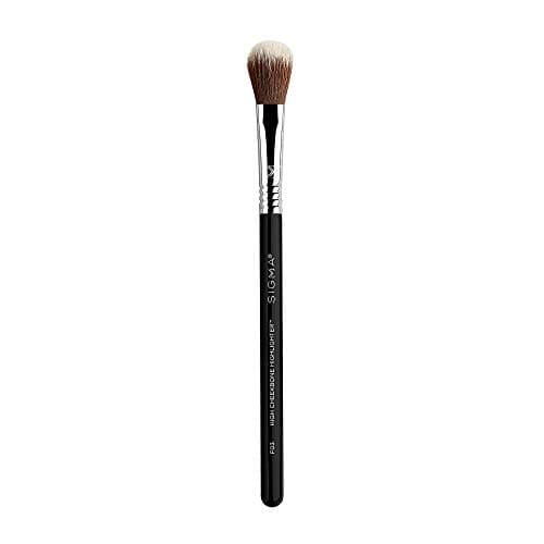 Brocha iluminadora F03 para pómulos altos de Sigma Beauty
