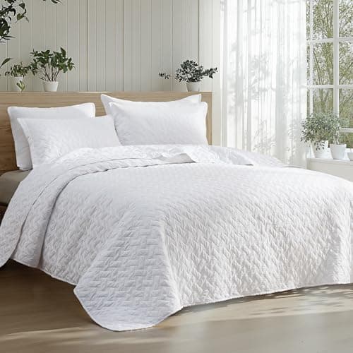 Bedsure Lightweight Summer Quilt Set
