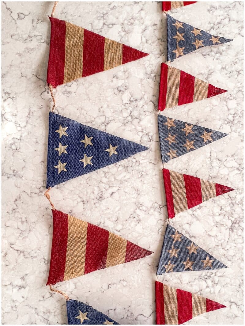 DIY Patriotic Banner - Sugar Maple Farmhouse